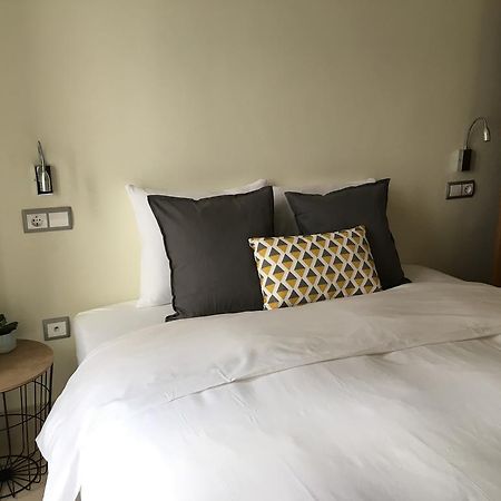 1E Azofaifo St Apartment Sewilla Zewnętrze zdjęcie
