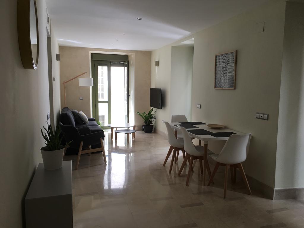 1E Azofaifo St Apartment Sewilla Zewnętrze zdjęcie
