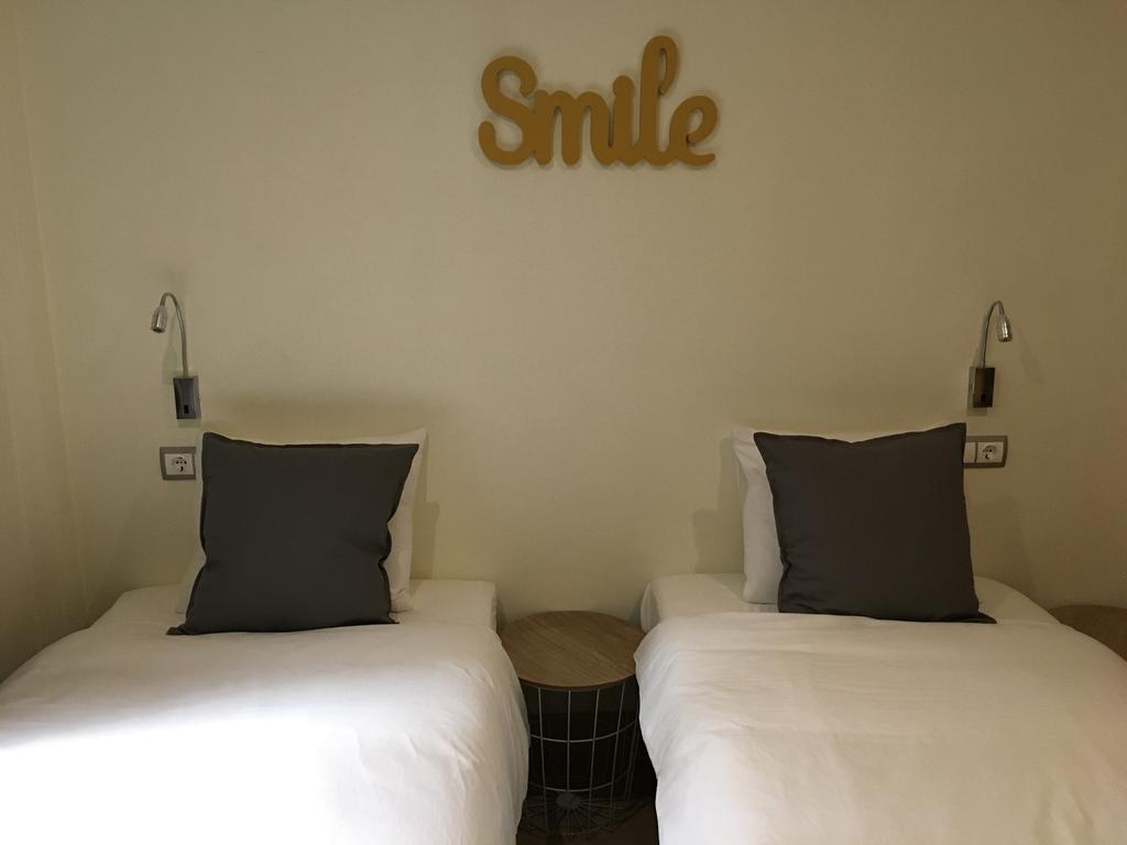 1E Azofaifo St Apartment Sewilla Zewnętrze zdjęcie