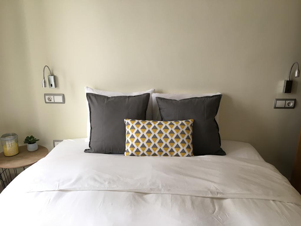 1E Azofaifo St Apartment Sewilla Zewnętrze zdjęcie