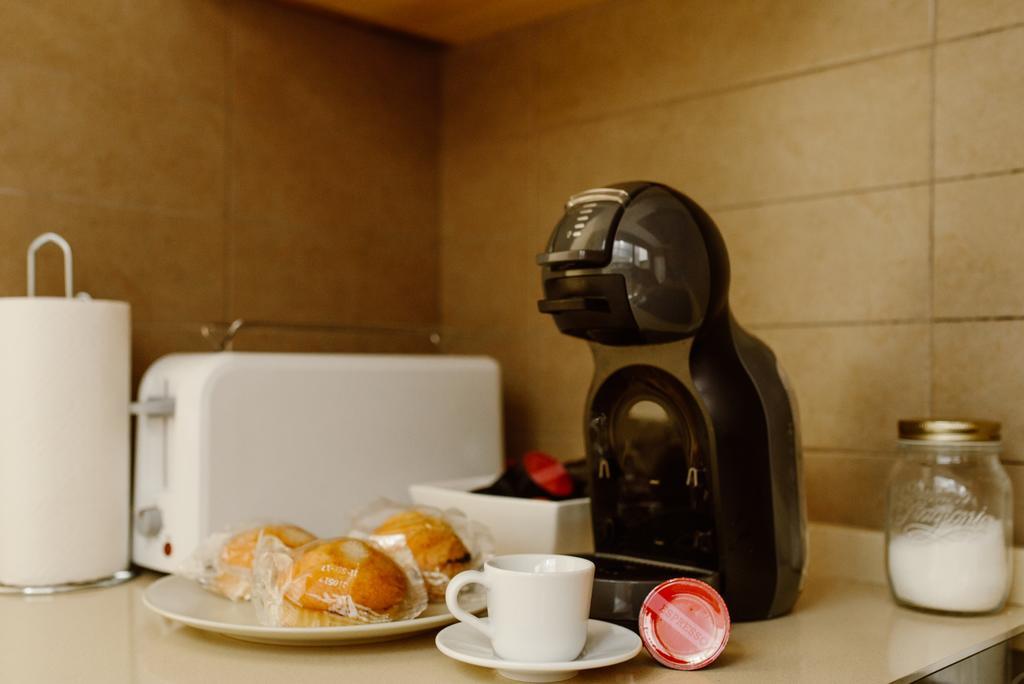 1E Azofaifo St Apartment Sewilla Zewnętrze zdjęcie