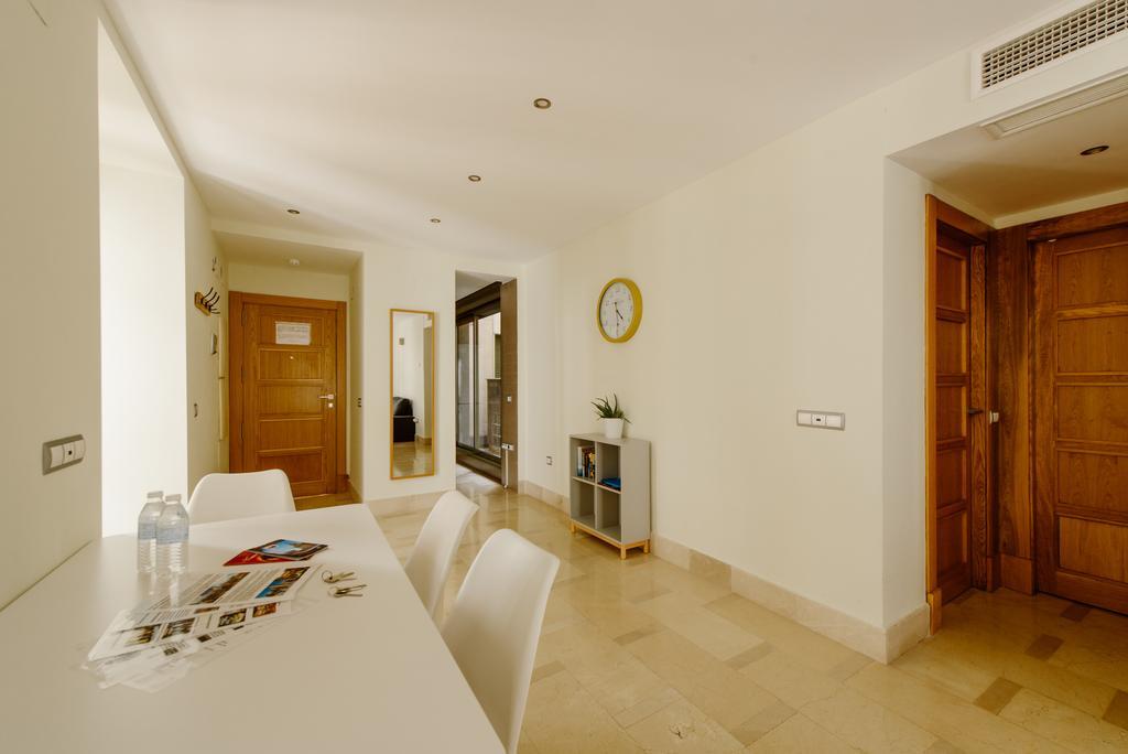 1E Azofaifo St Apartment Sewilla Zewnętrze zdjęcie