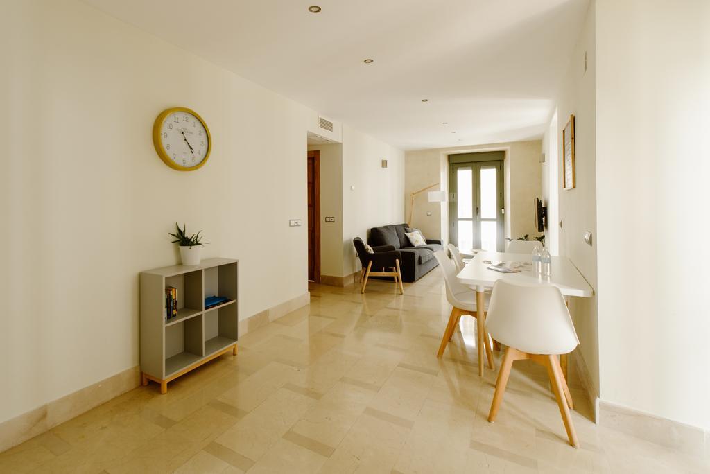 1E Azofaifo St Apartment Sewilla Zewnętrze zdjęcie