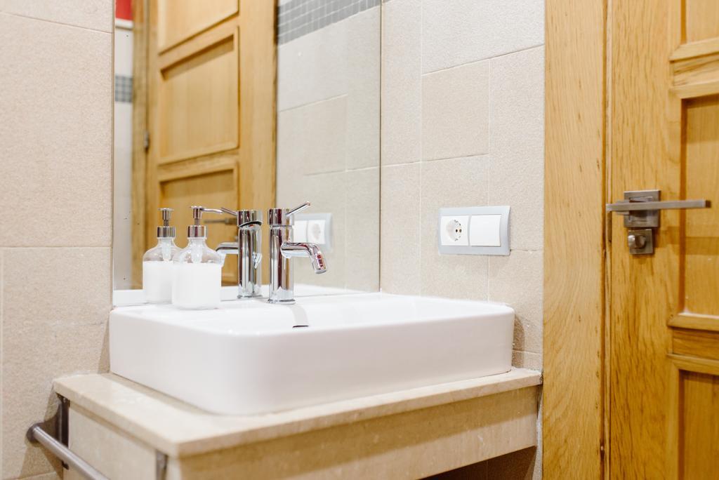 1E Azofaifo St Apartment Sewilla Zewnętrze zdjęcie